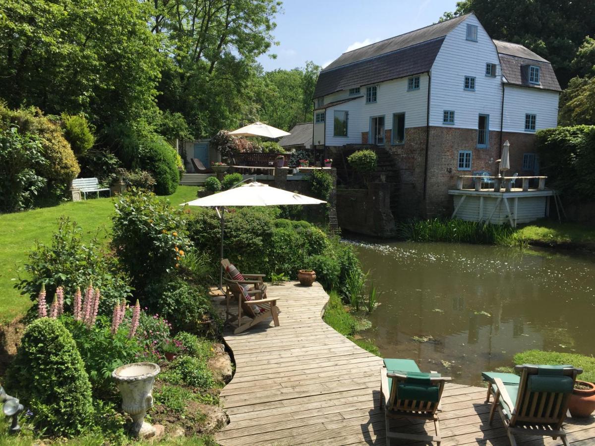 Castle Mill Bed And Breakfast Dorking Kültér fotó